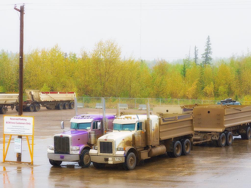 Bcminns - Fort Mcmurray - Rusty'S Ngoại thất bức ảnh